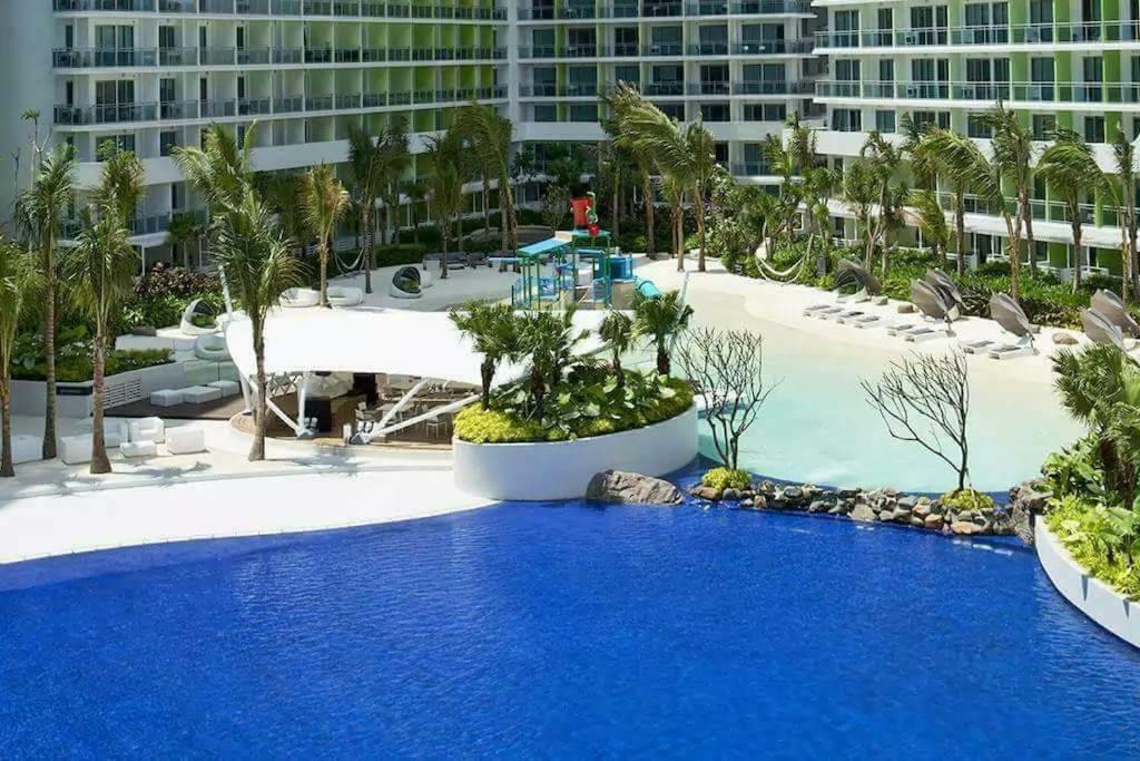 Azure Urban Resort Maui Unit Manila Luaran gambar